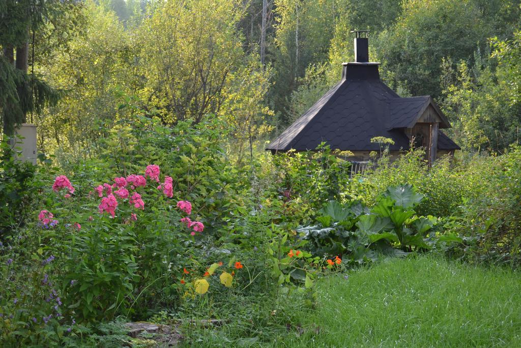 Pikku Torppa Cottage Kotka Exterior foto