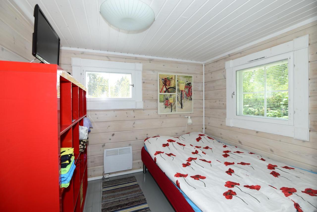 Pikku Torppa Cottage Kotka Exterior foto